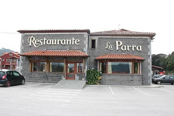 Hotel Restaurante La Parra La Franca Exterior photo
